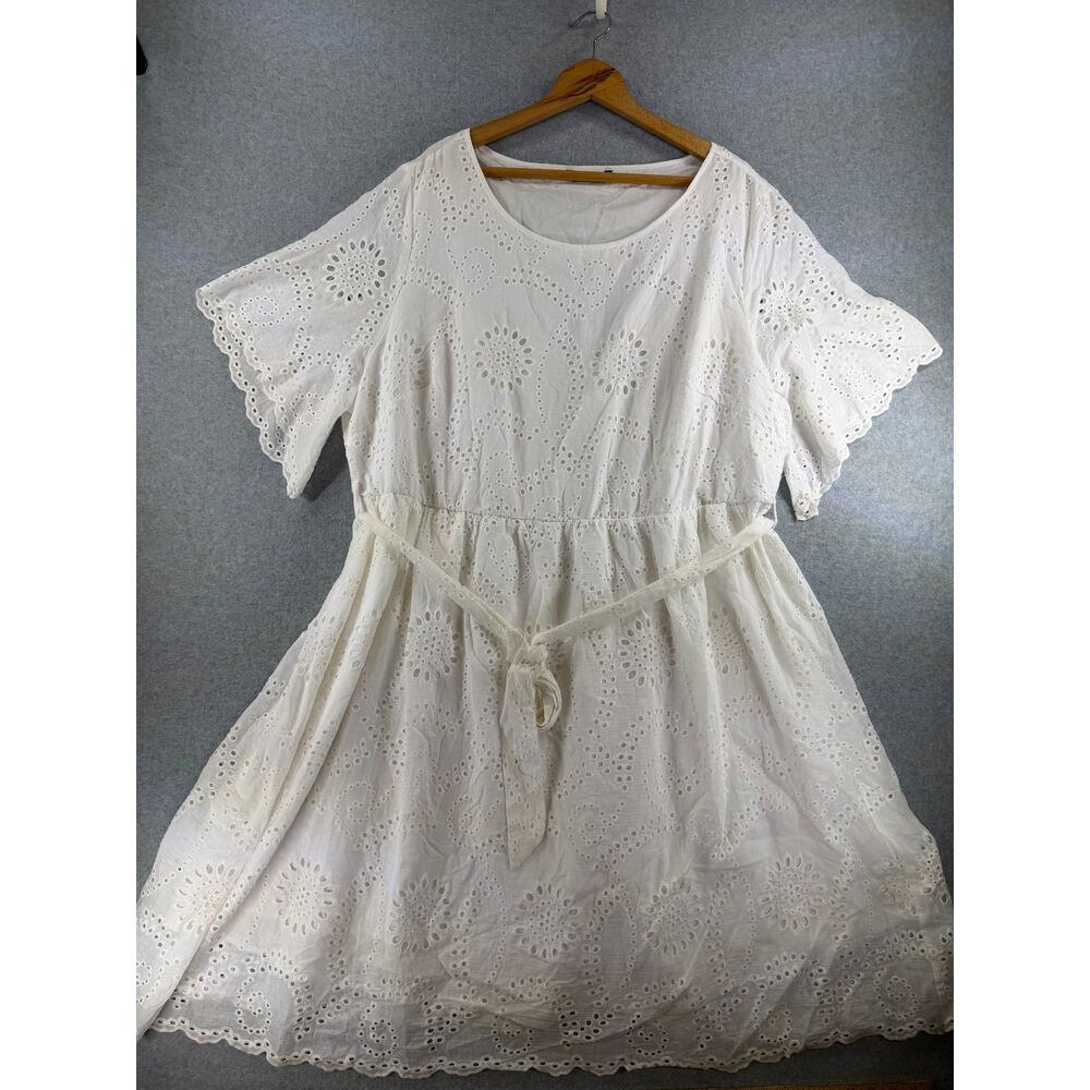BloomChic White Eyelet Embroidered Cotton Lined Dress Plus Size 26 3482